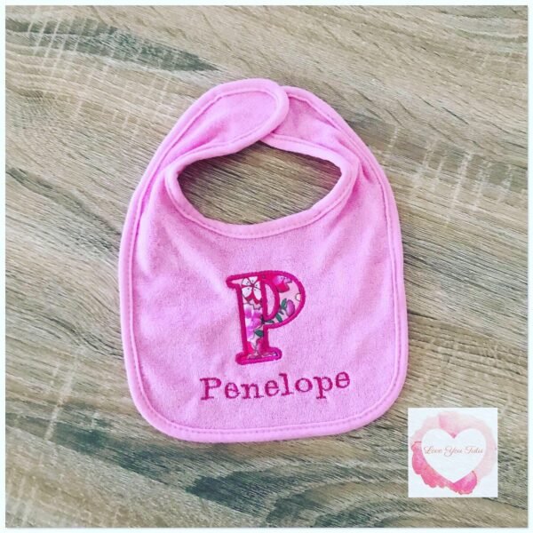 Monogrammed baby bib - Image 2