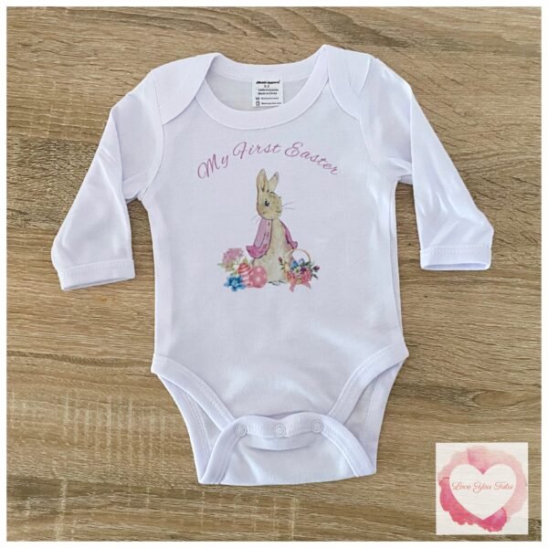 Rabbit pink Easter printed design
