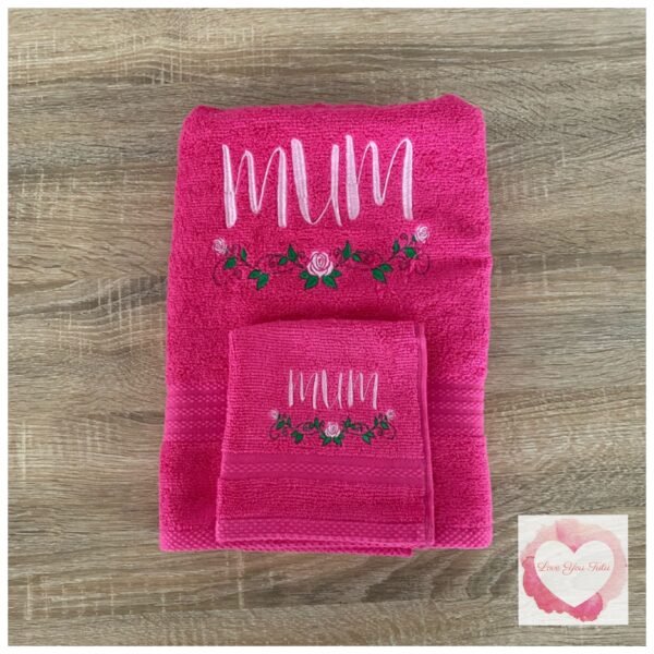 Embroidered personalised Mum towel set - Image 4