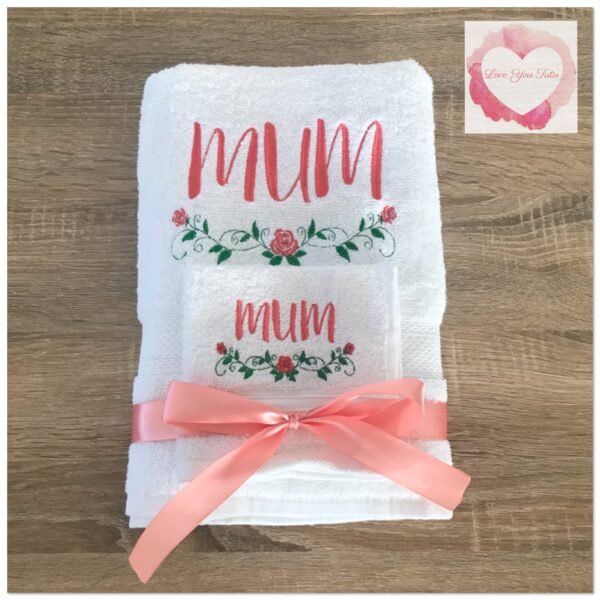 Embroidered personalised Mum towel set - Image 11