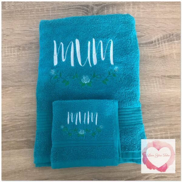 Embroidered personalised Mum towel set - Image 9