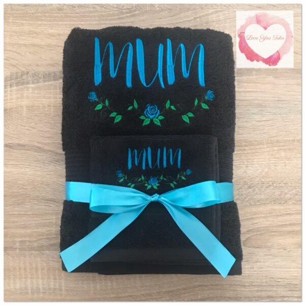 Embroidered personalised Mum towel set - Image 10