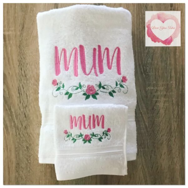 Embroidered personalised Mum towel set - Image 5